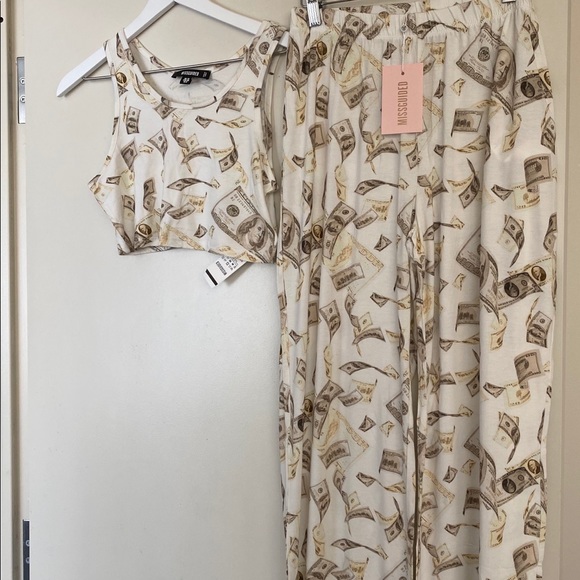 Beige Dollar Print Pajama Set - Picture 3 of 4